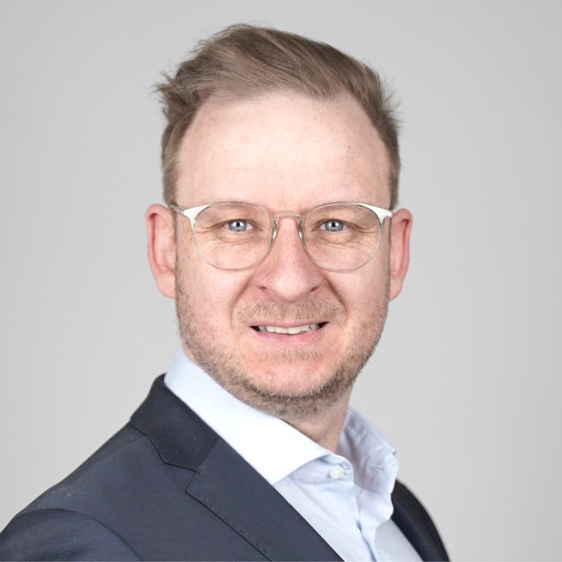 Karl empfiehlt Jürgen Bühler, Personalberater bei CAVISIO